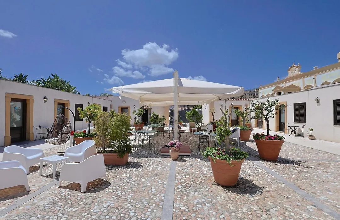 Hotel Villa Lampedusa-1