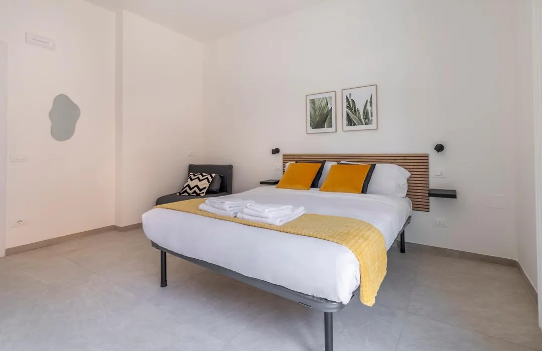 Shiny Rooms Verona-1