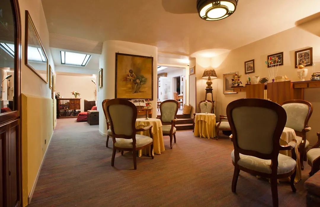 Hotel Moderno-1