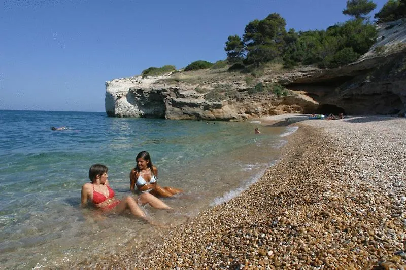 Baia Di Campi-1