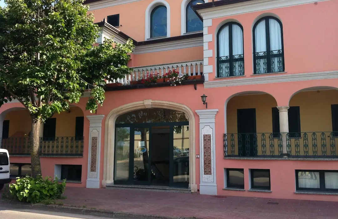 Residence Marina Palace-1