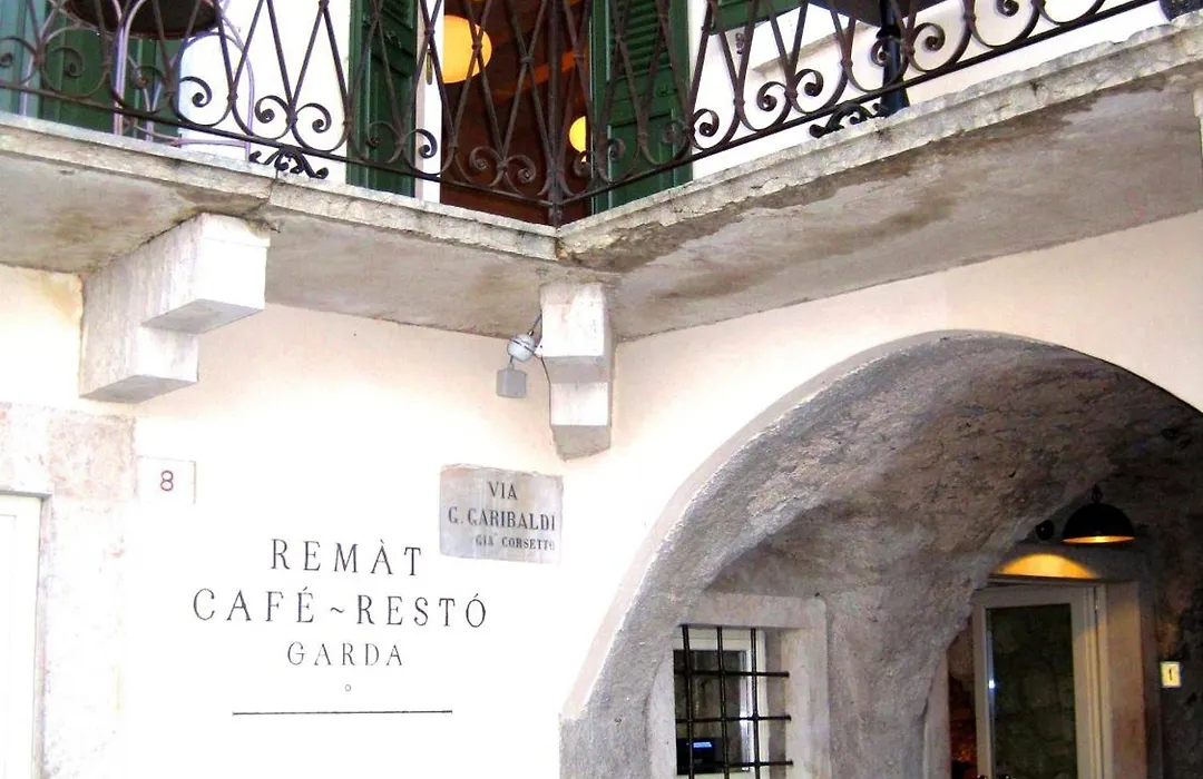 Hotel Remat-1