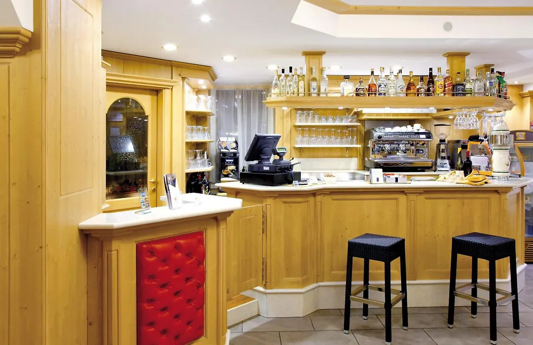 Hotel Gran Vacanze Rooms & Apartments-1