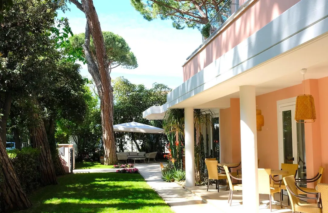 Hotel Piccolo Mondo-1
