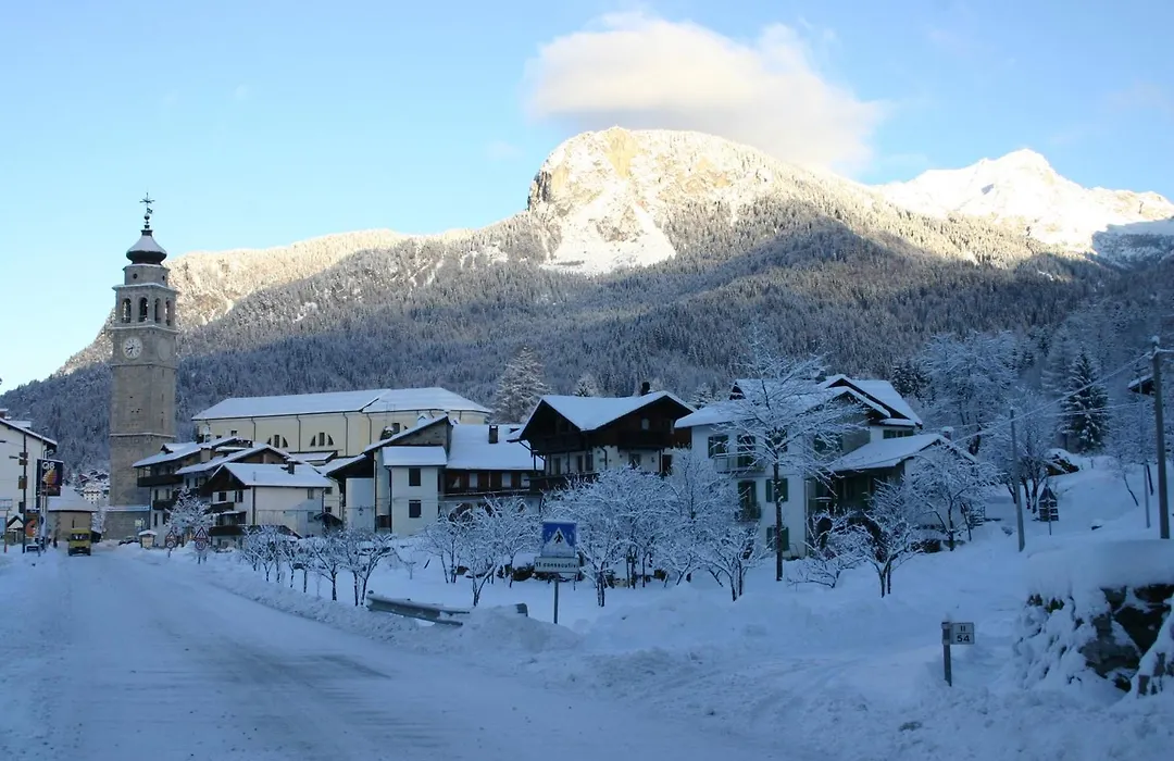 Hotel Davost-1