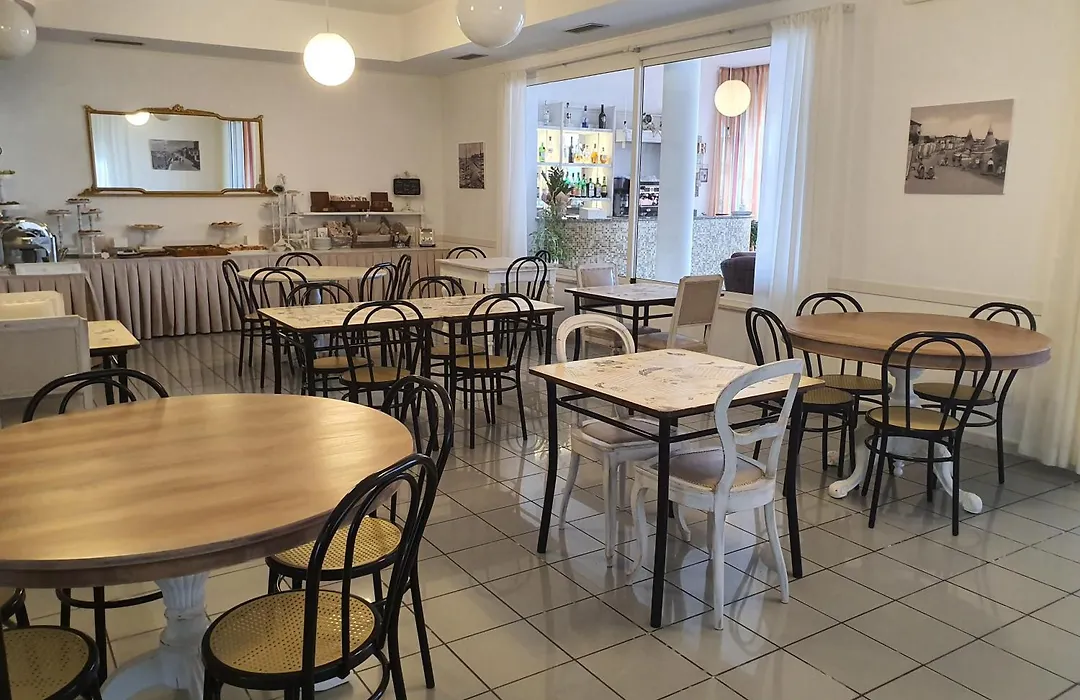 Hotel Villa Esedra-1