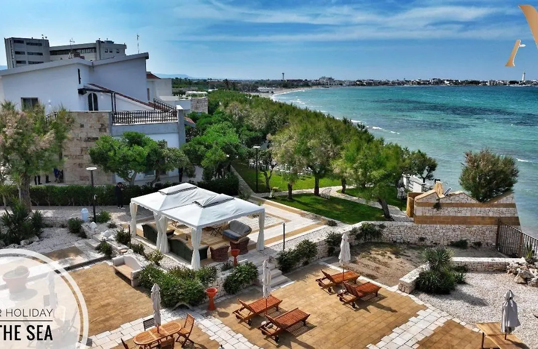 Aurelia Sea View-1