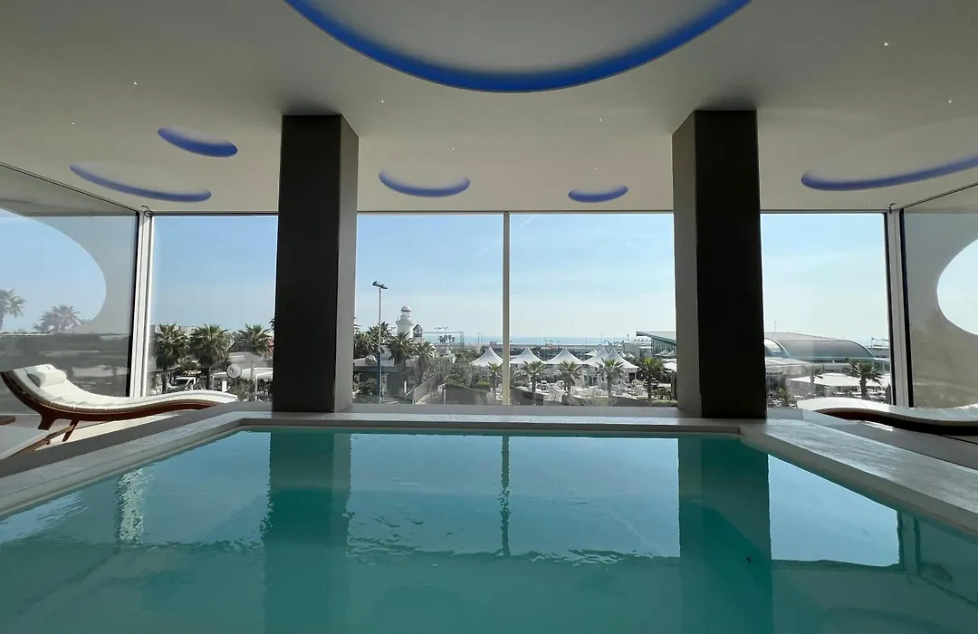 Edison Hotel Seaview & Spa-1