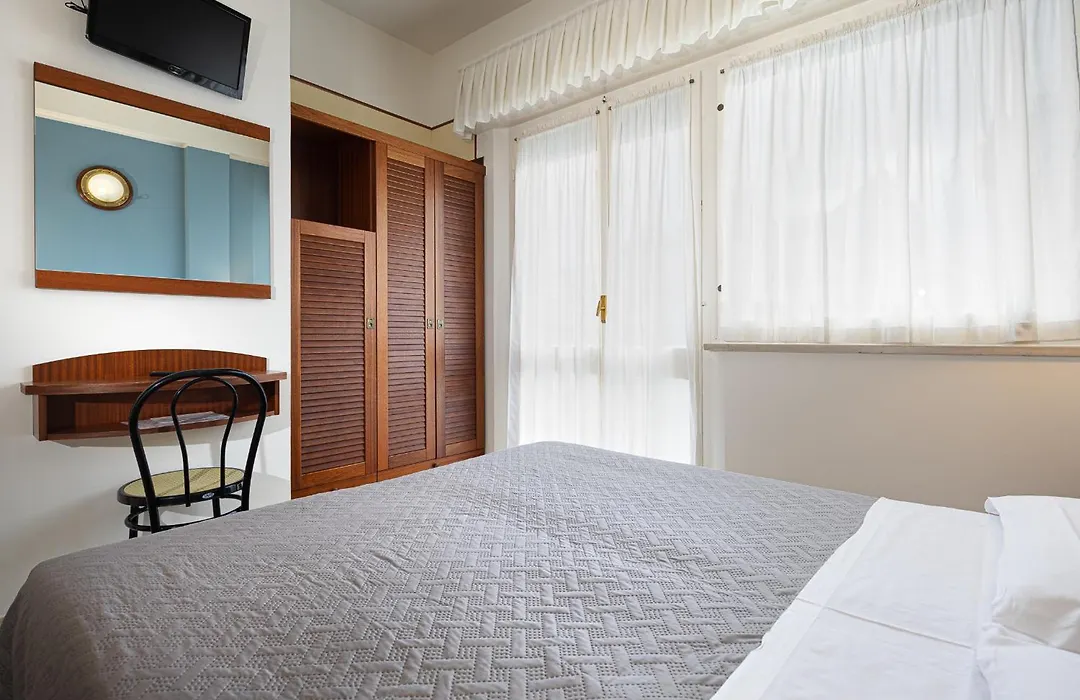 Hotel Avana Fronte Mare-1