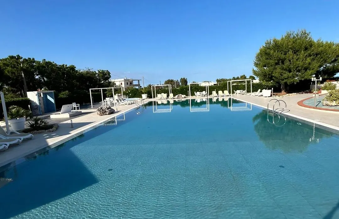 Villa Lamandia-1