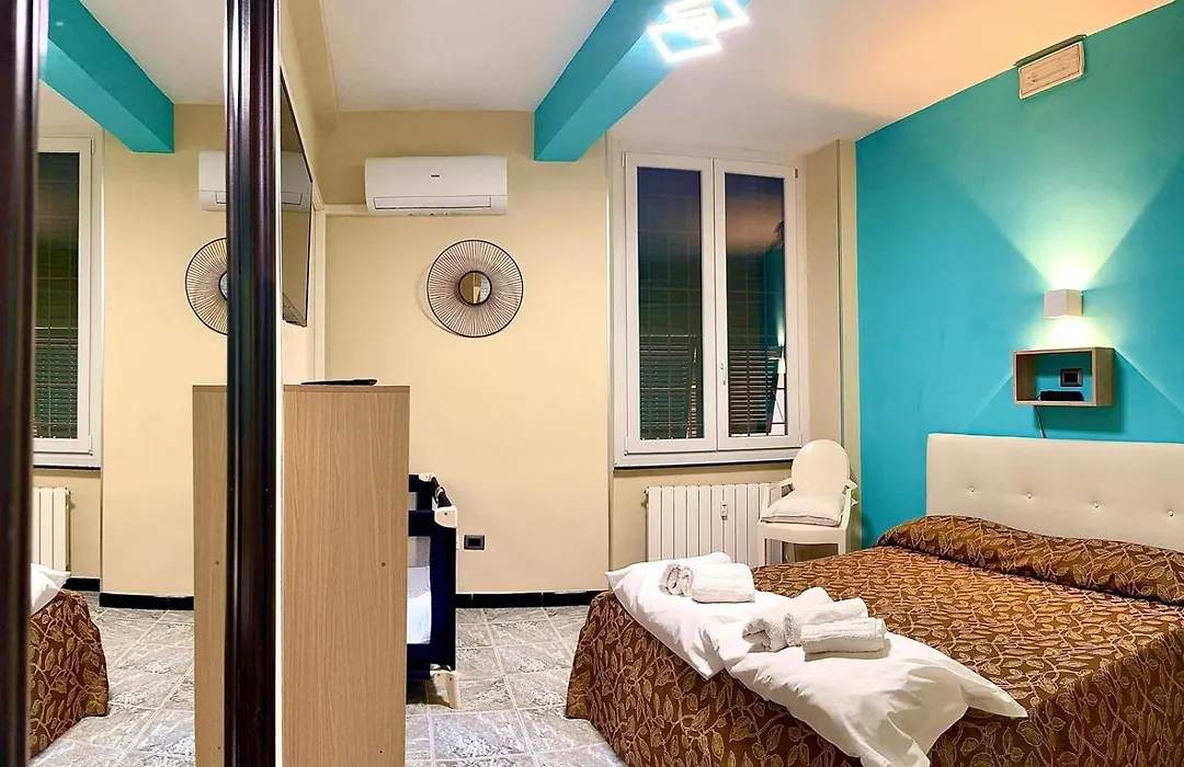 Mini Hotel-1