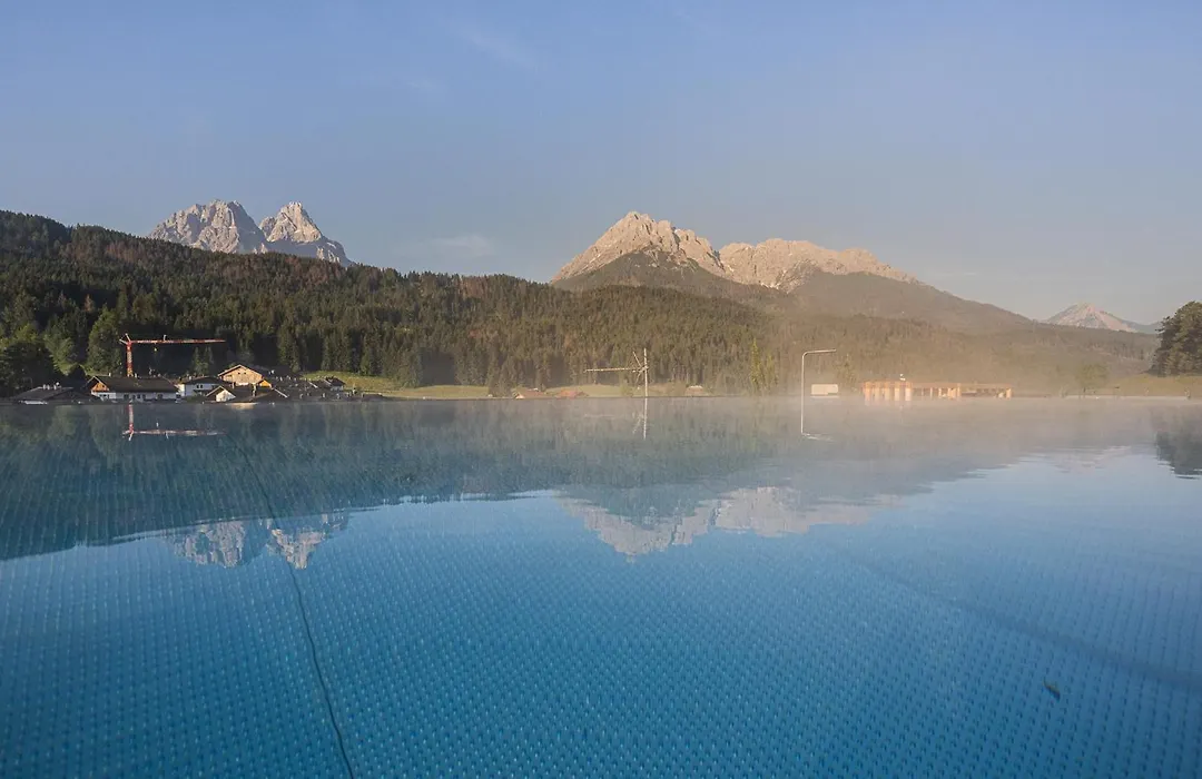Loewe Dolomites-1