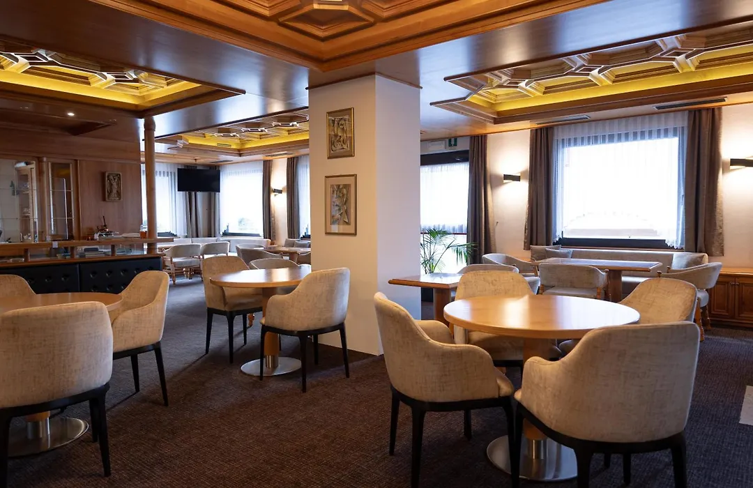 Hotel Engel-1