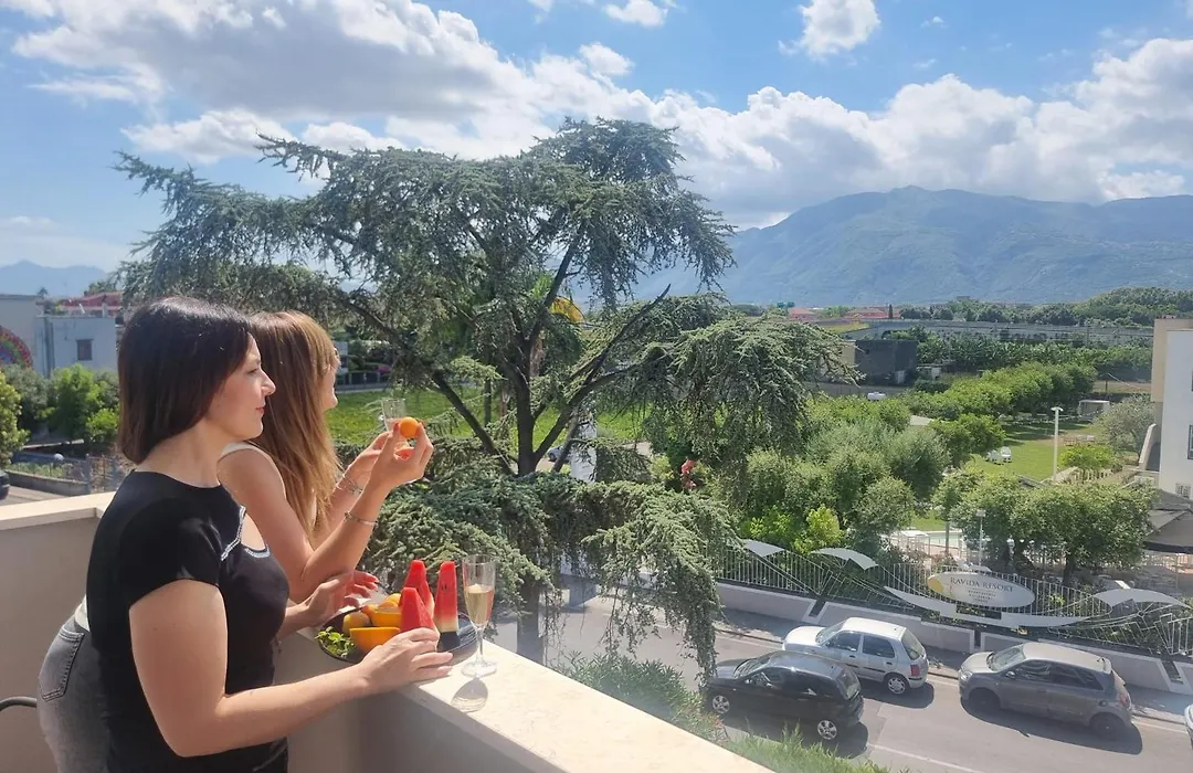 Hotel Maiuri Pompei-1