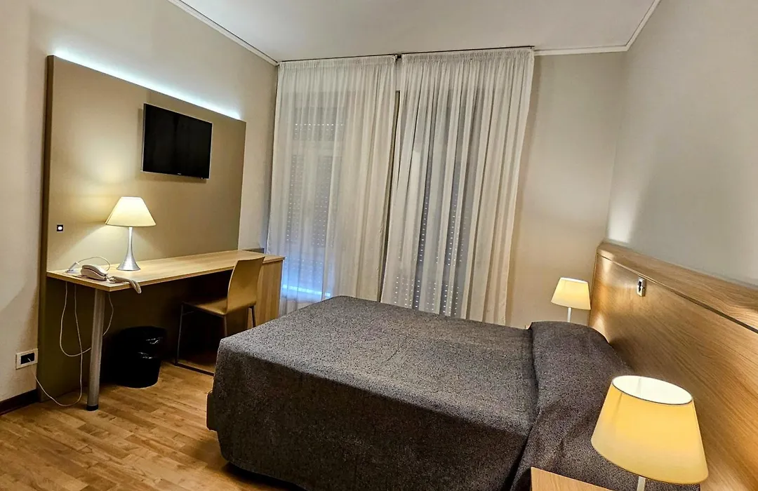 Hotel Eurovil Garni-1