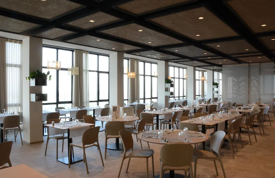 Hotel Spiaggia-1