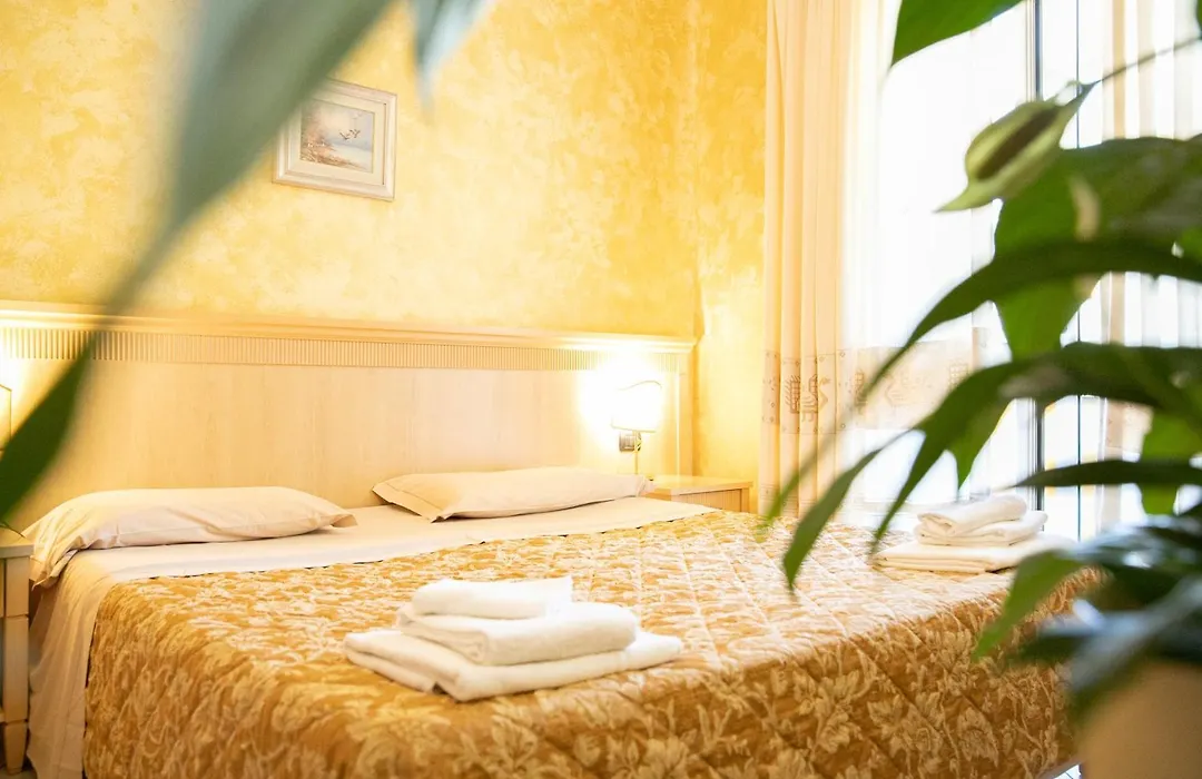 Mannu Hotel-1