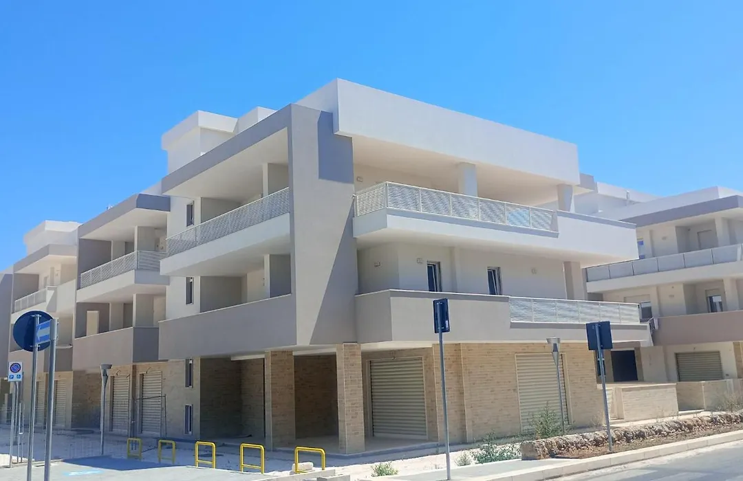 Sea Wind Stanza Con Garage E Ascensore-1