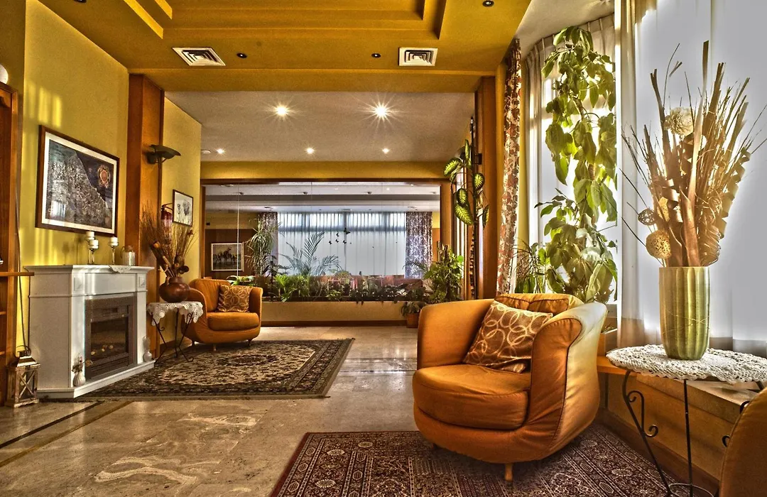 Hotel Lory & Ristorante Ferraro-1
