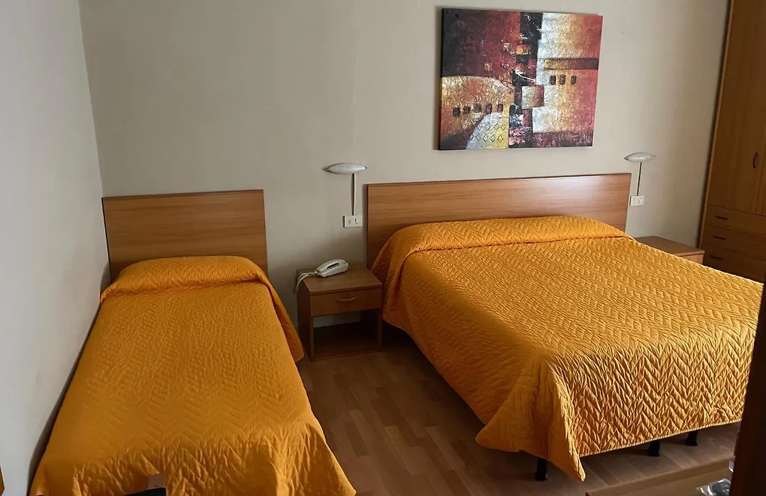 Piccolo Hotel-1