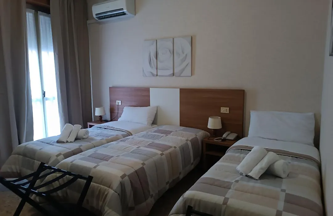Hotel Mucciolini-1