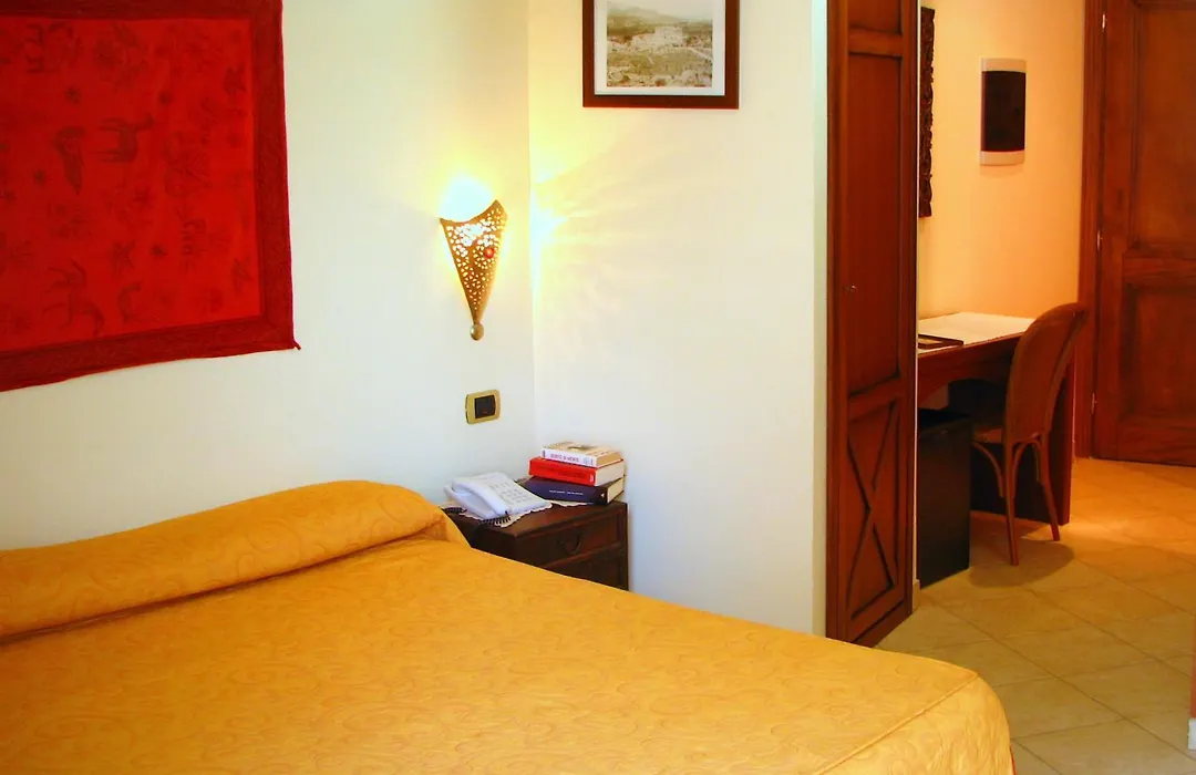 Hotel Il Faro Della Guitgia Tommasino-1