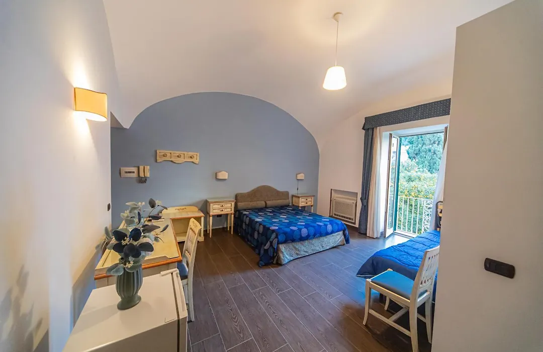 La Rada B&B-1