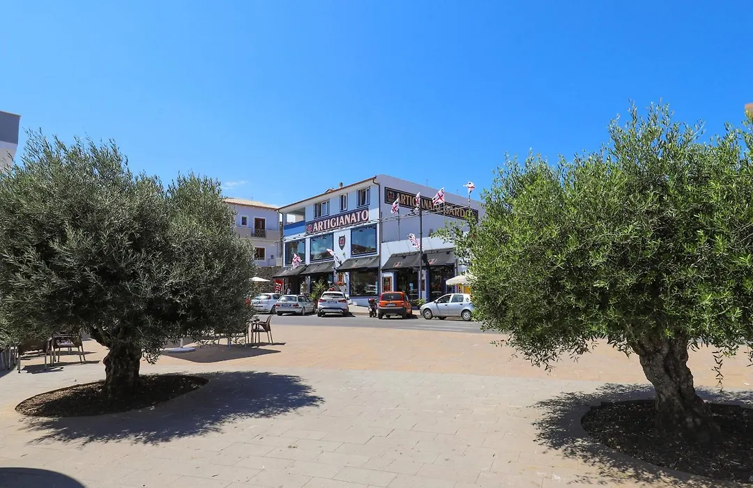 The Square Castelsardo-1