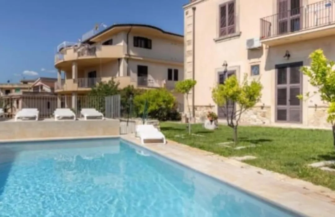 Villa Rosaria Rooms-1