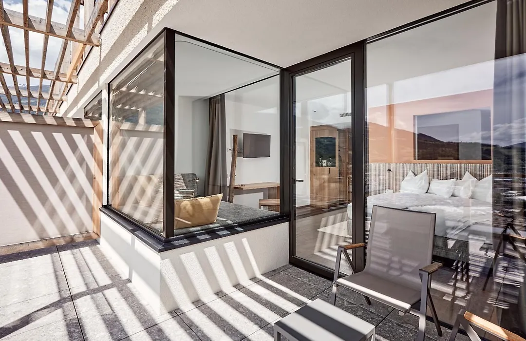 Byhaller Suites & Ao Restaurant-1