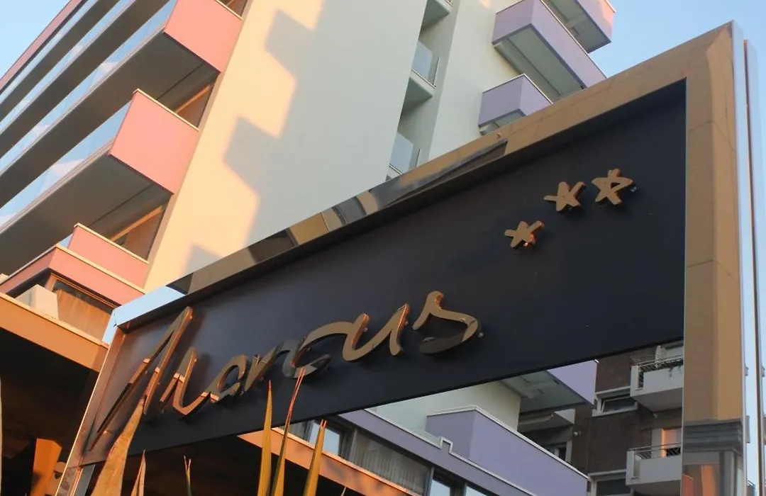 Hotel Marcus-1