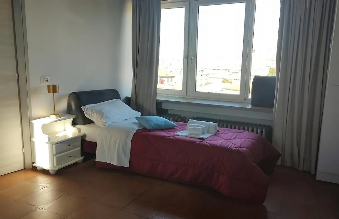 Verona Relax & Stay Rooms-1
