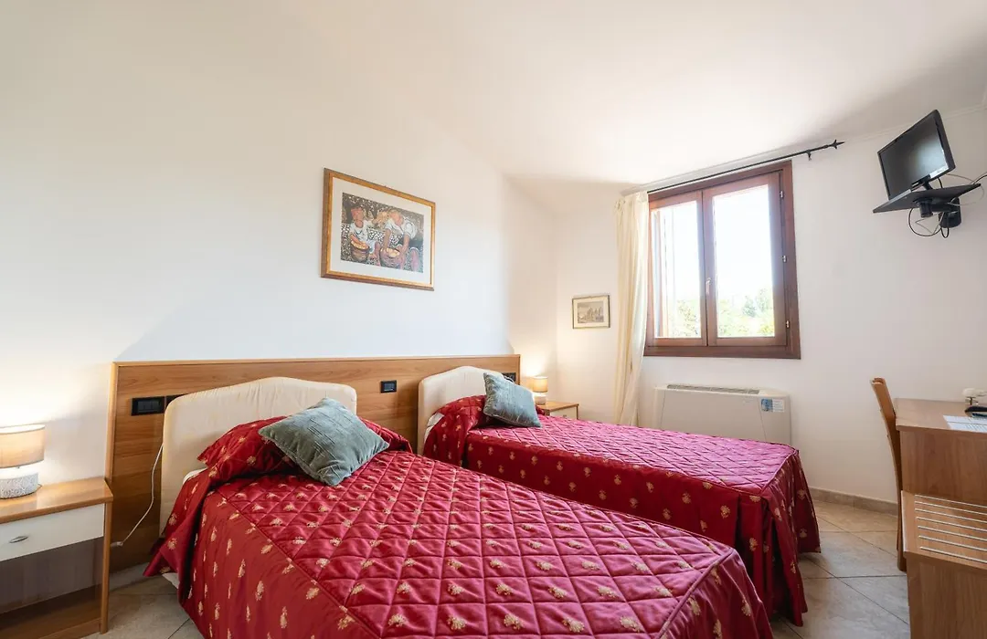 Hotel Le Corti-1