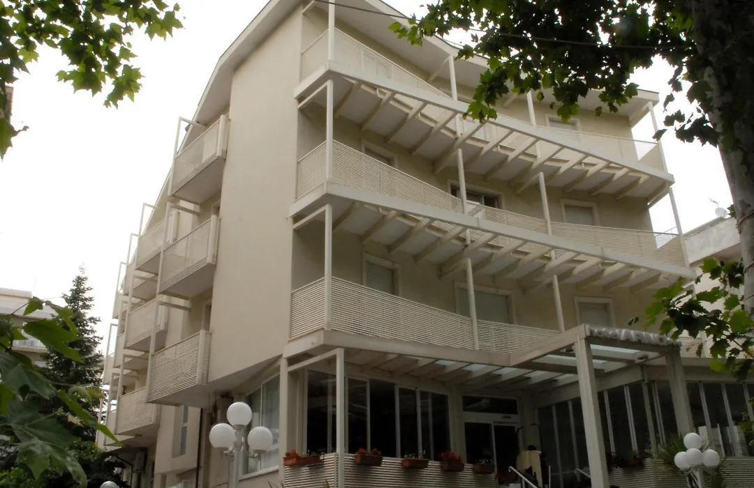 Hotel Arno-1