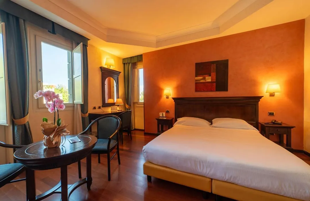 Hotel Teocrito-1