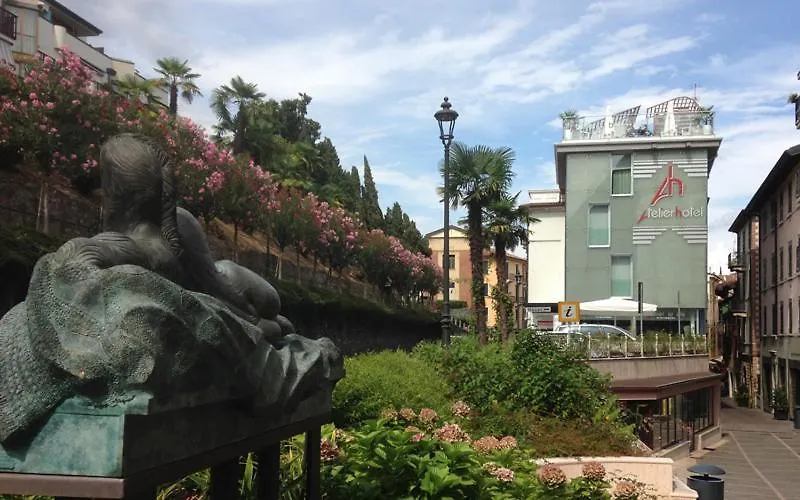 Happy Hotel Atelier Gardone Vittoriale&Spa-1