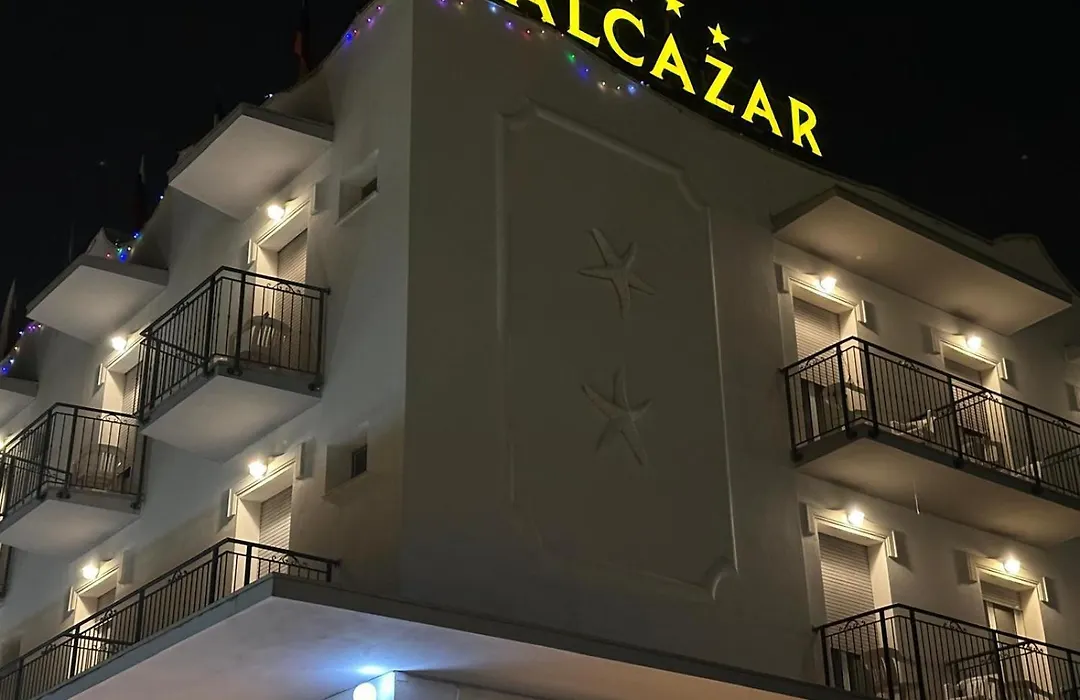 Hotel Alcazar-1