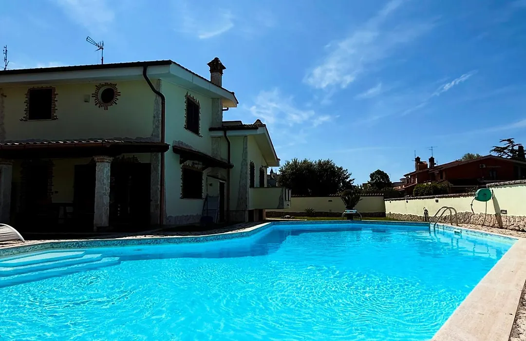 Luxury B&B Resort-1