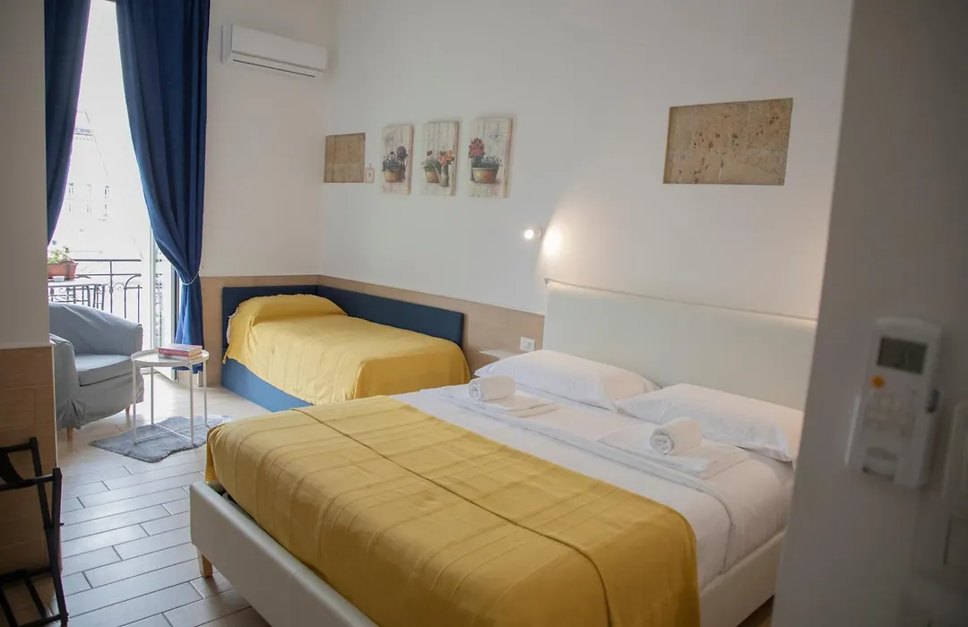 H22 Hotel-1