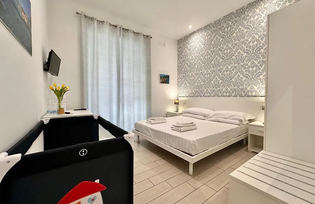 lungomare rooms-1