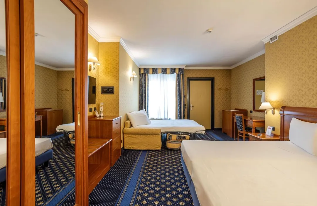 Hotel Ovest-1