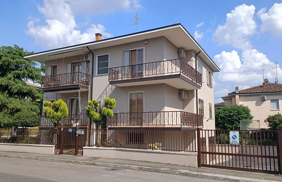 B&B Il Mondo Di Ross-1