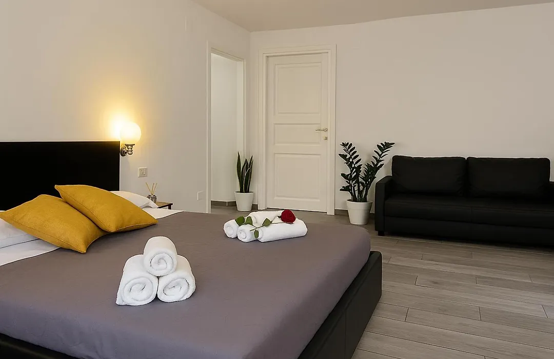 Napoli Vibes Rooms-1