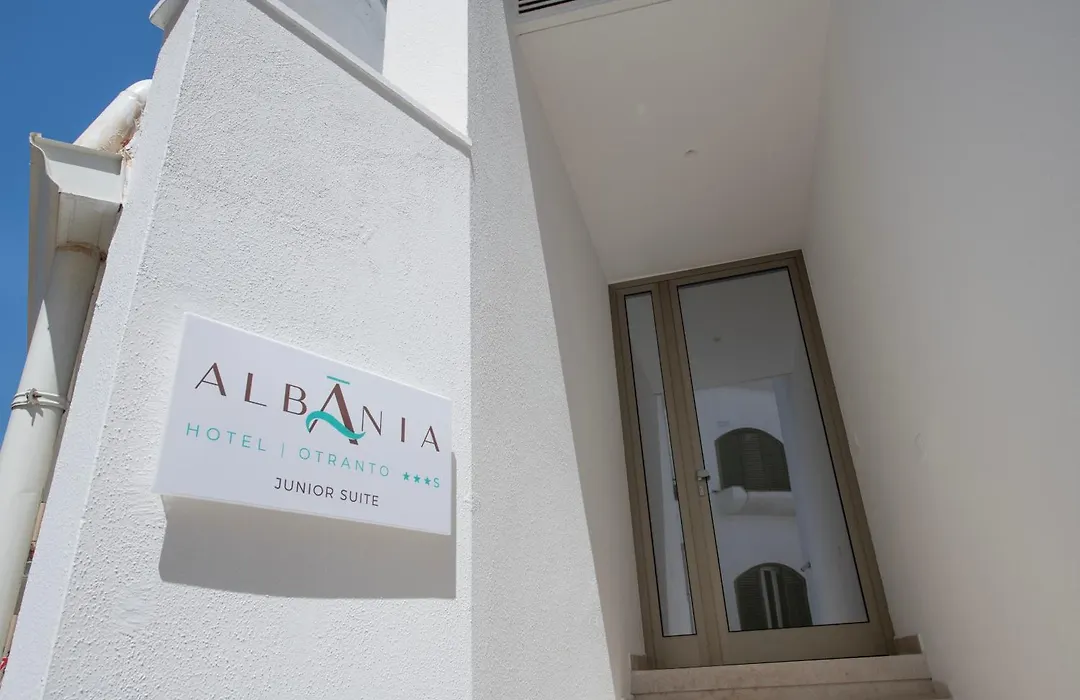 Hotel Albània-1
