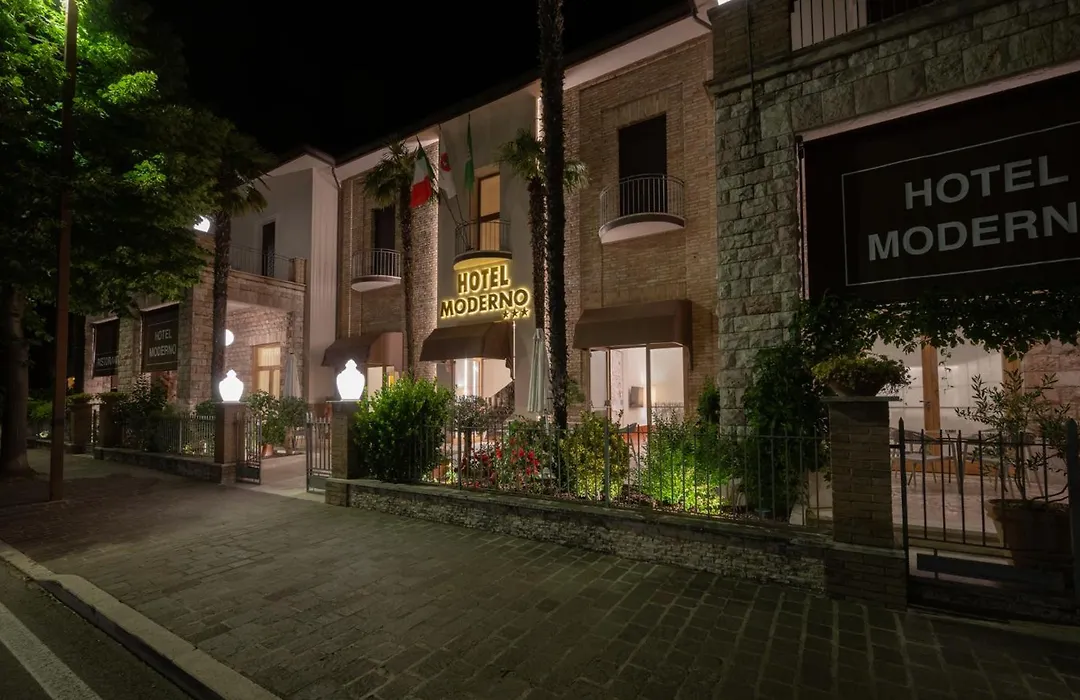Hotel Moderno-1