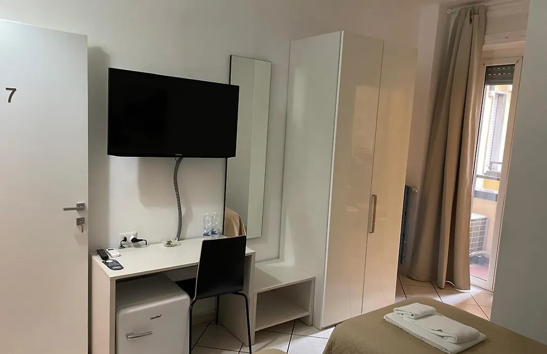 Good Rooms-1