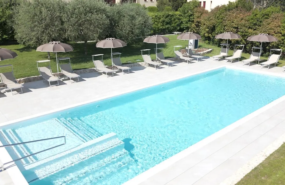 Villa Trieste M-1
