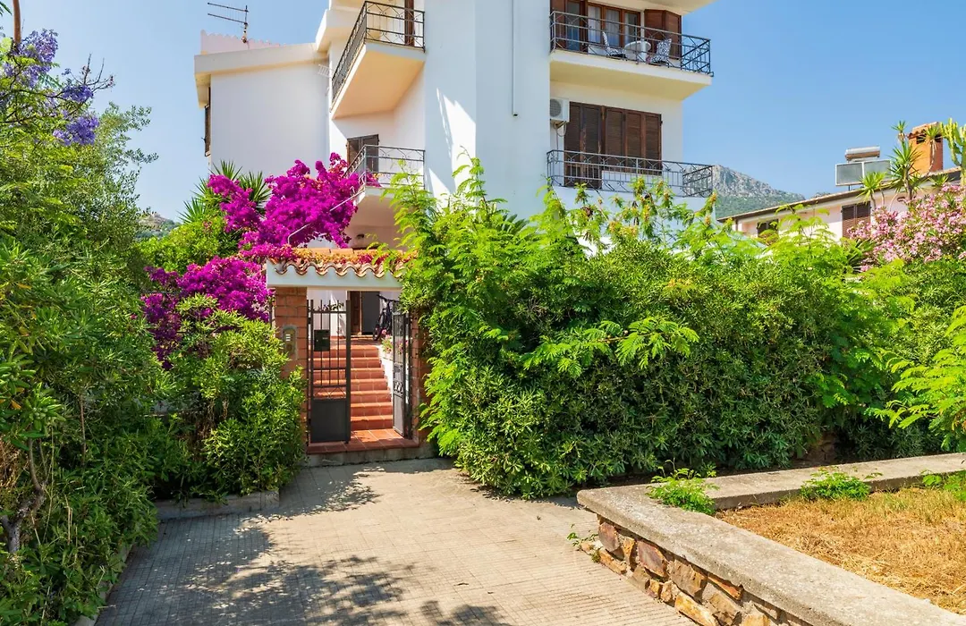 Flamingo Residence-1