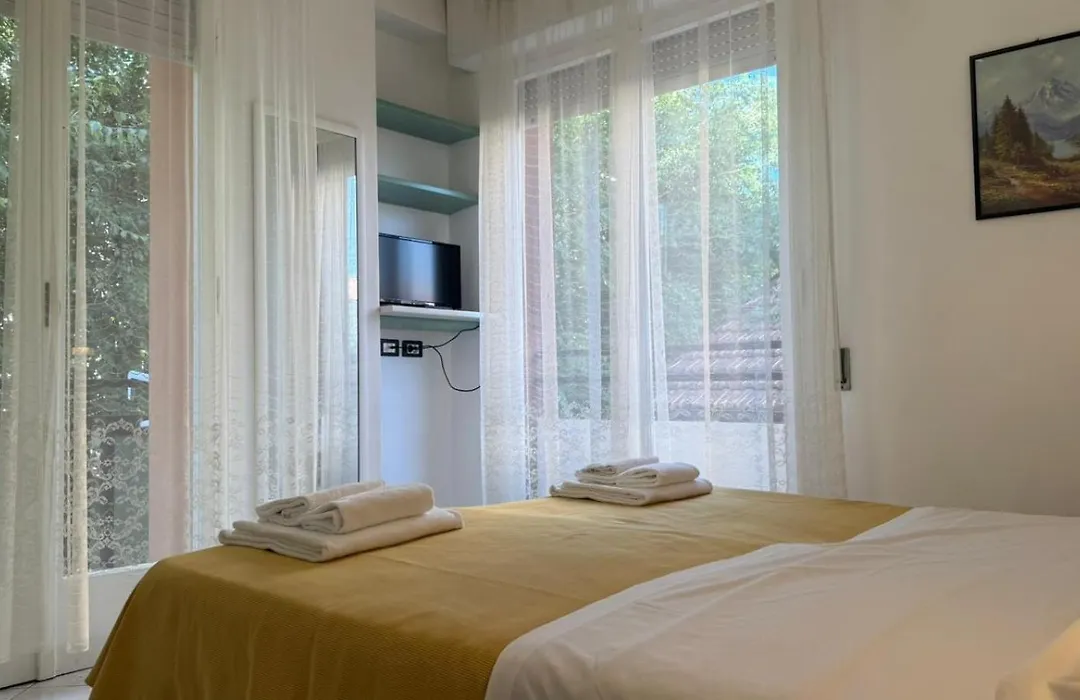 Hotel Ambassador Room Only - Self Check-In-1