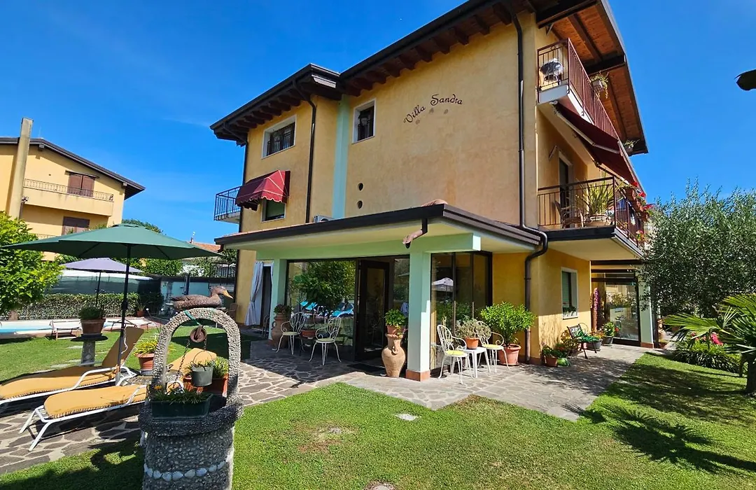 B&B Sandra-1